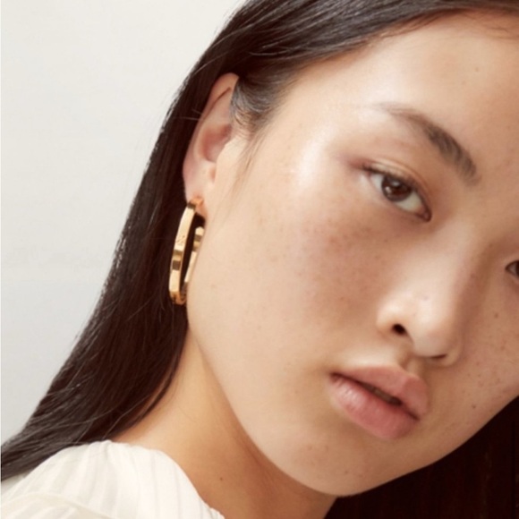 🆕 Tory Burch  Authentic Earrings At Awesome Prices To Buy Now & Save - Picture 6 of 11